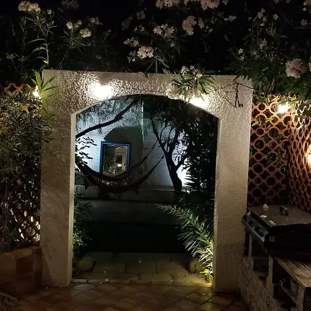 Belle villa classée 4 étoiles proche plage avec jardin-3