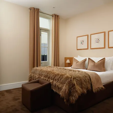 The Resident Kensington-3