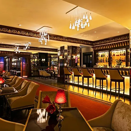 Hôtel Barrière Le Majestic Cannes-2