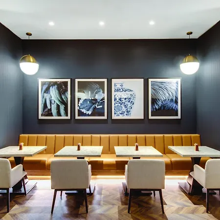 Vibe Hotel Sydney-3