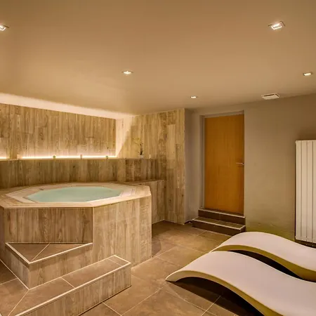 Royal Ours Blanc Boutique Hôtel&Spa-2