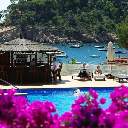 Hotel Aigua Blava-3