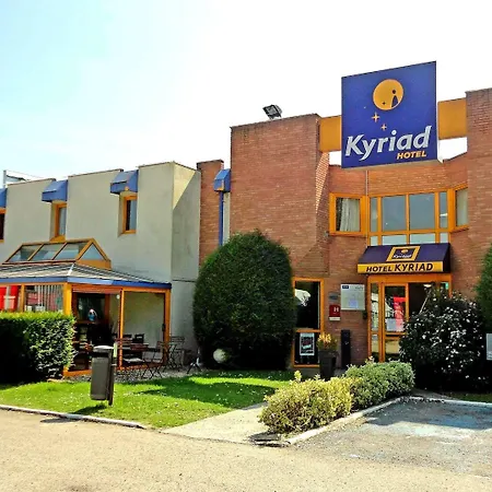 Kyriad Chantilly-3