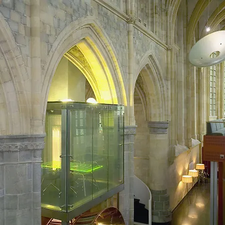Kruisherenhotel Maastricht - Oostwegel Collection, Member Of Design Hotels-2