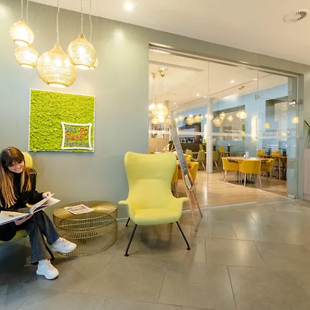 Hotel & Aparthotel Alize Mouscron-3