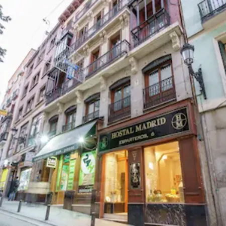Hostal Madrid-3