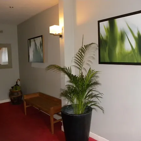 Hotel Mondial-2