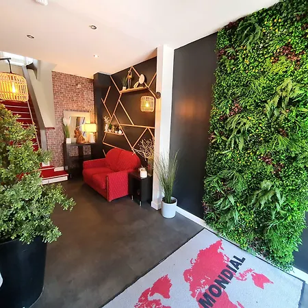 Hotel Mondial-3