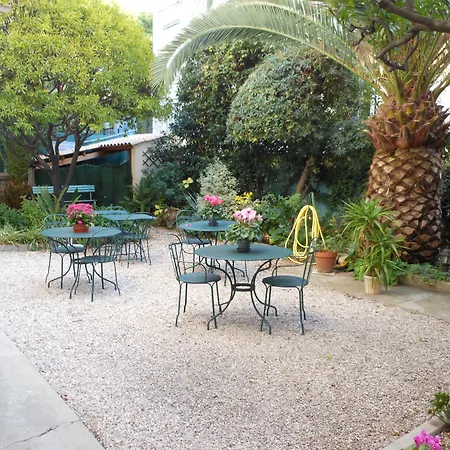 Hotel Villa Les Cygnes-3