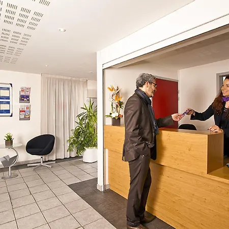 Sejours & Affaires Rennes Villa Camilla-2