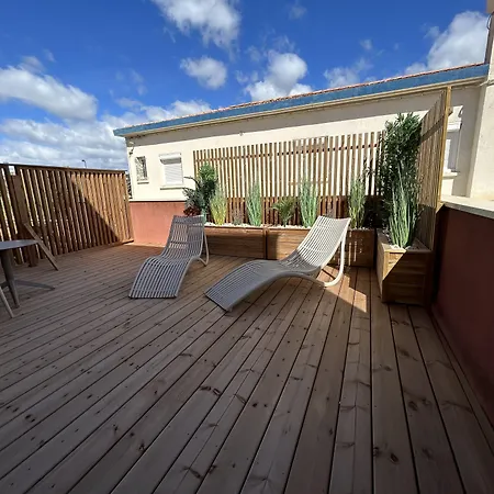 Logis Hotel De La Clape-3
