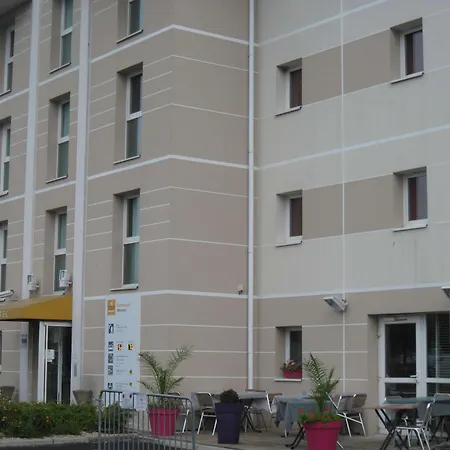Première Classe Epernay-3