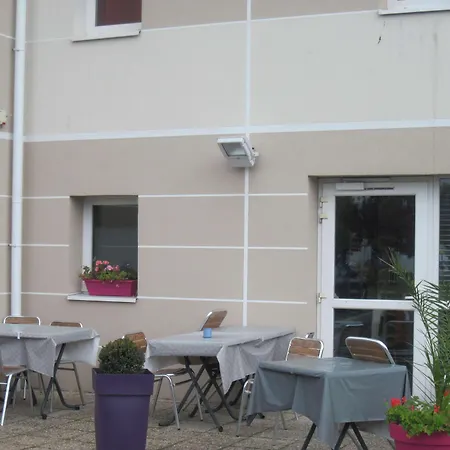 Première Classe Epernay-2