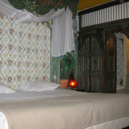 Hotel De La Gare-3