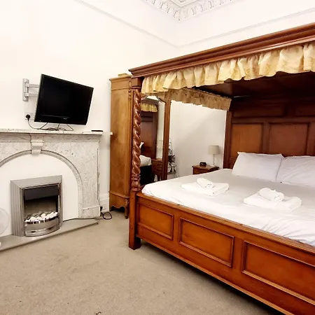 The Guards Hotel-2