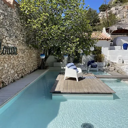 Hotel de La Plage - Mahogany-2
