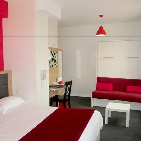 Hôtel Calme Des Pins&Spa-2