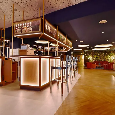 ibis Styles Nantes Reze Aéroport-3