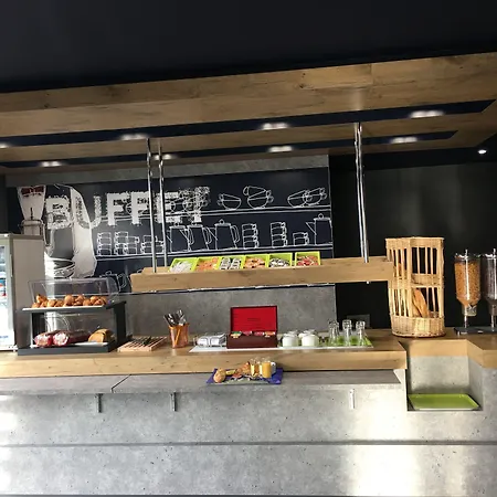 Ibis Budget Bobigny Pantin-3