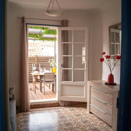 Magnifique appartement Catalan à 50m de la plage-3