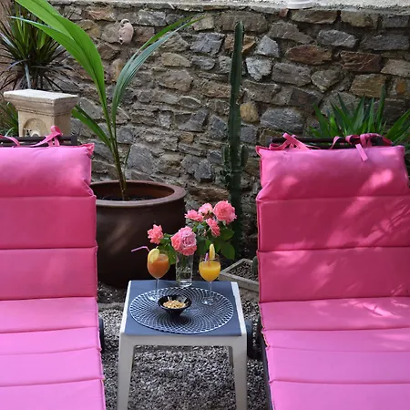 Hotel L'Orangeraie-2