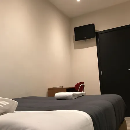 Royal Hotel-2