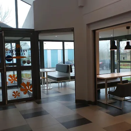 Première Classe Amiens-3