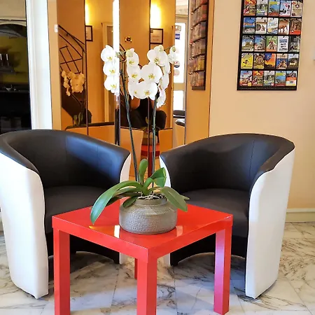 Contact Hotel Le Provence-3