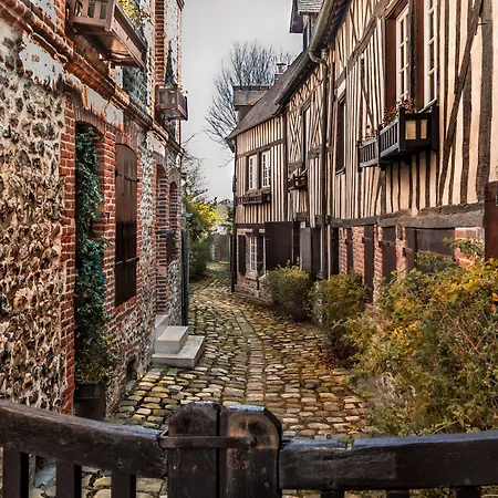 B&B HOTEL Honfleur-3
