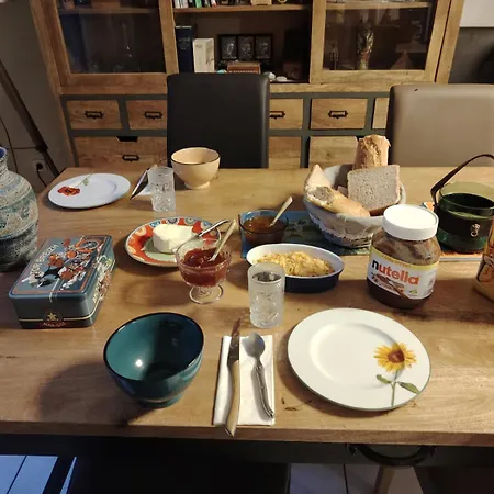 Chambre avec petit déjeuner-2