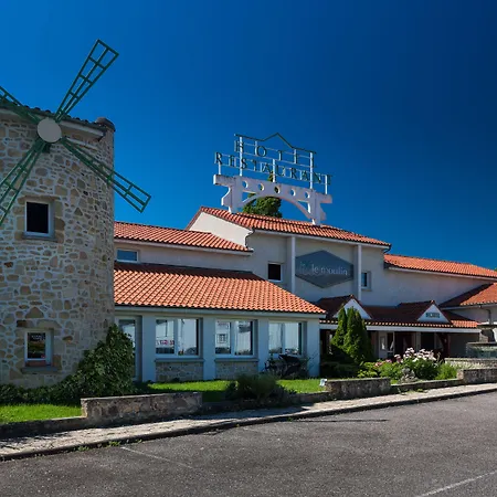 LOGIS Hôtel Le Moulin Des Gardelles-2