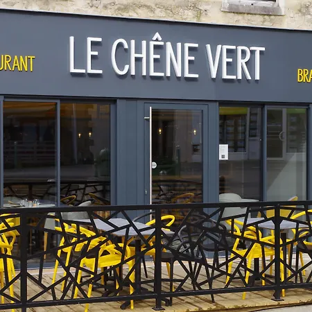 Logis Hotel Le Chêne Vert-2