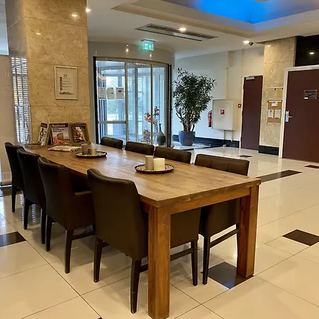 Xo Hotels Blue Tower-2