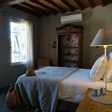 Maison d'Hotes Delga-2