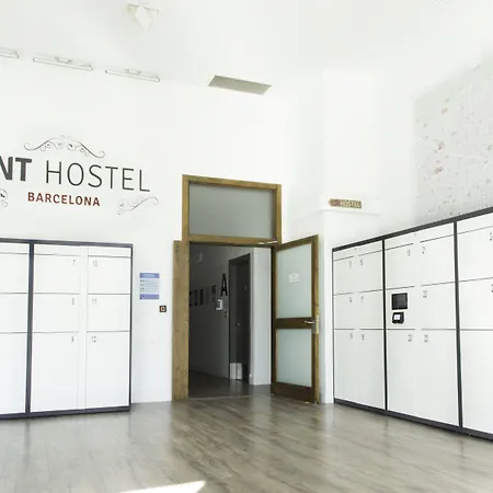 Ant Hostel Barcelona-2