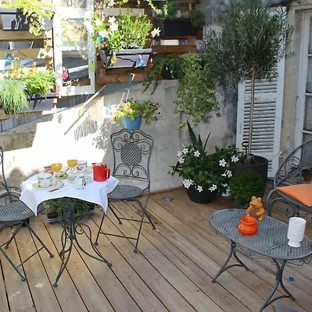 Une Chambre en Ville-3