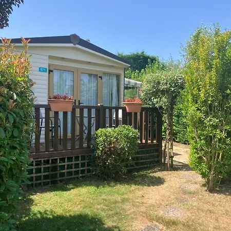 Les Charmettes Holiday Home-2