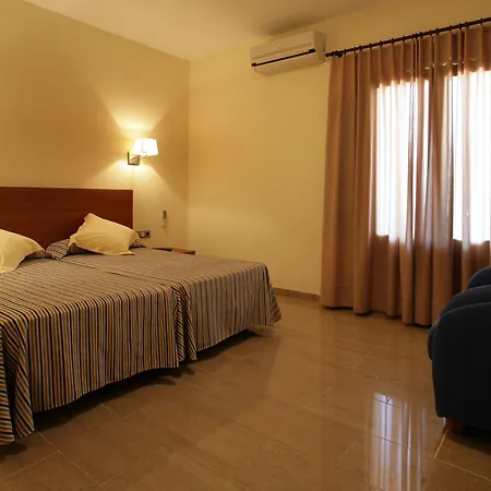 Hotel Sa Riera-3