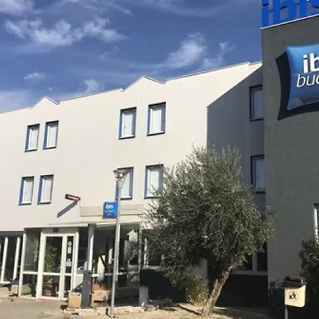 ibis budget Arles Sud Fourchon-2