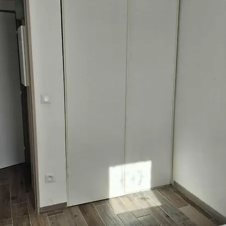 Maison 100m de la plage avec parking securise plus fibre optique internet-3