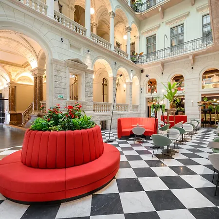 Hotel Oktogon Haggenmacher By Continental Group-3