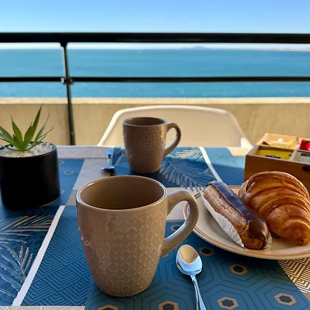 T3 de 65 m² avec accès direct à la plage-2
