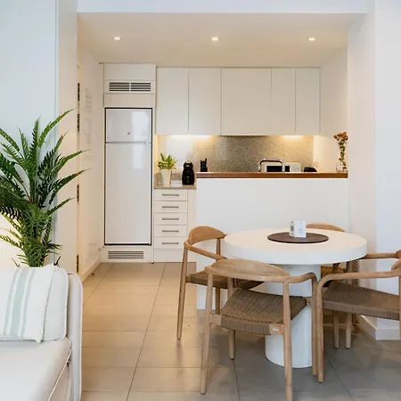 Canvas Apartments&Lofts-2