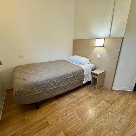 Première Classe Rennes sud Est-2