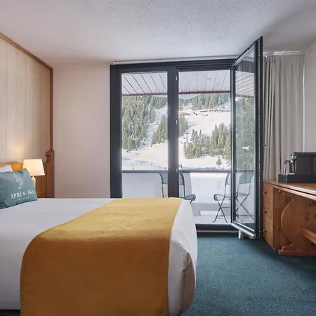 Lake Hotel Courchevel 1850-2