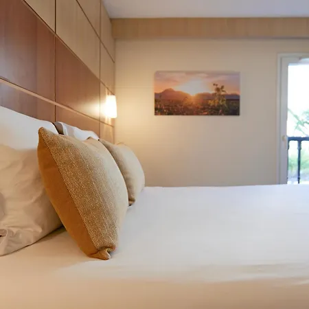 Hôtel Le Kennedy, Clermont-Ferrand, The Originals Relais-2