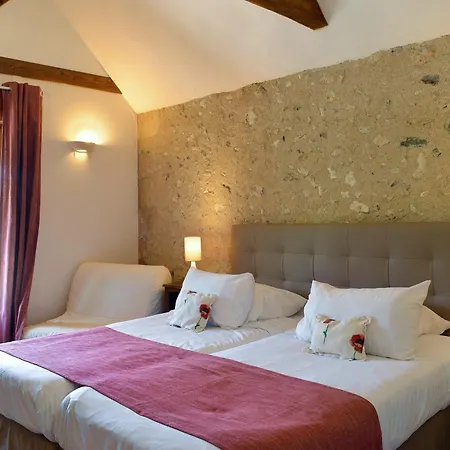 Logis Auberge Le Colombien-2