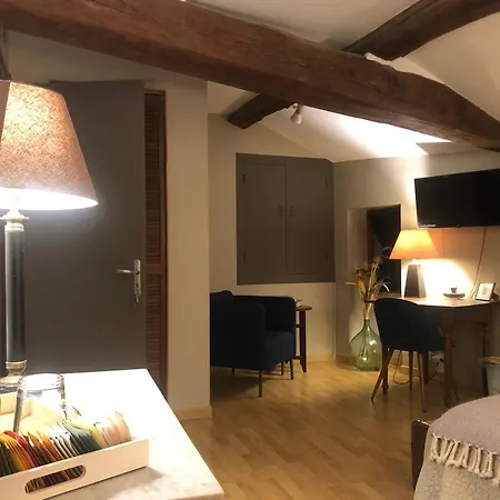 La Maison des Gardes - Chambres d'hôtes-3