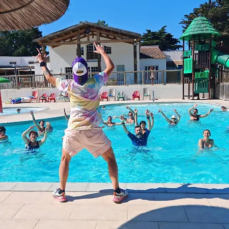 Camping Les Maraises-3