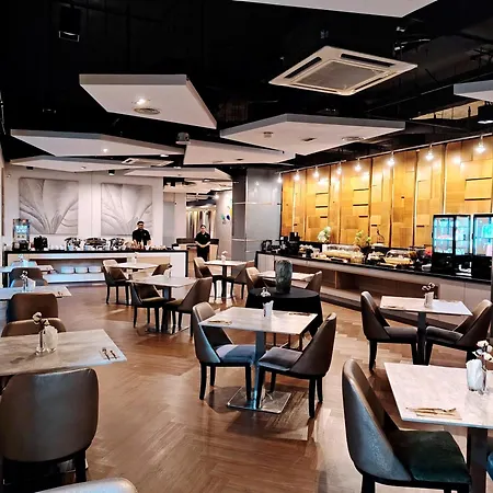 Cormar Suites-2